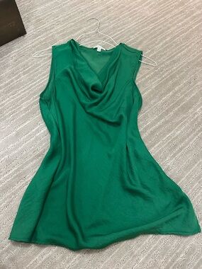 Women’s Green Drape Neck Sleeveless Top